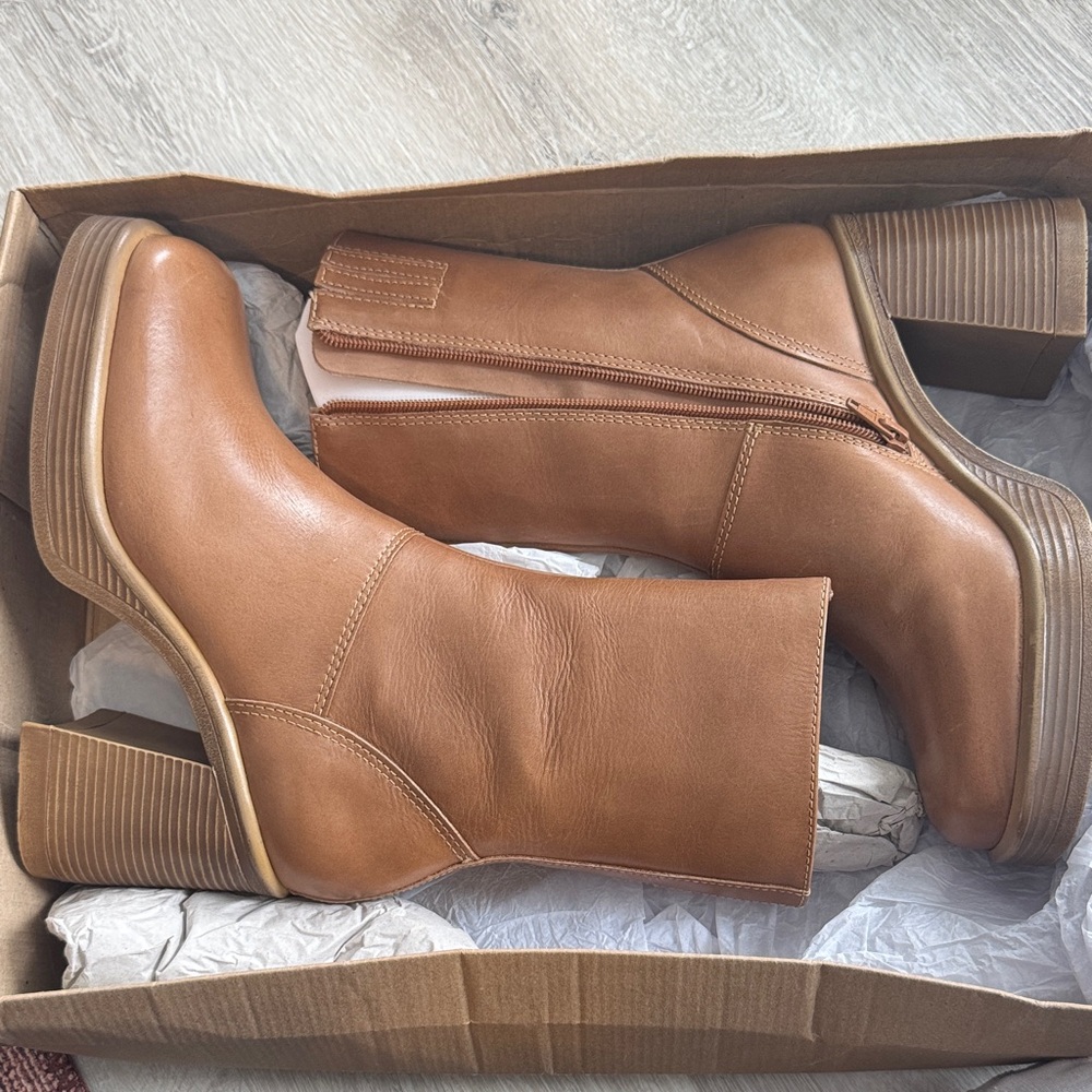 Steve Madden Brown Heeled Boots